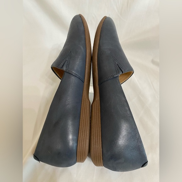 Dansko Larisa women's navy milled leather slip-on flat shoes,Size 40EU/US 10 - Picture 6 of 11